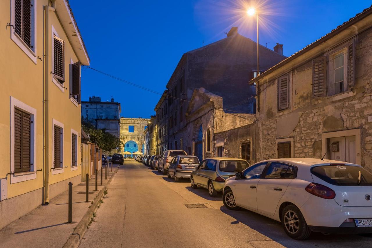 Deluxe Gladiators House - Parking Included Διαμέρισμα Πούλα Εξωτερικό φωτογραφία